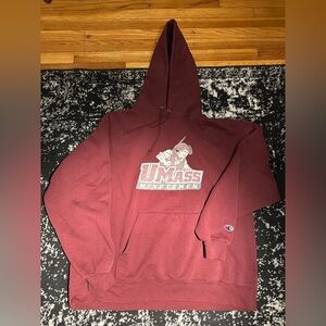 Maroon Champion UMass Minutemen Fleece Hoodie Size XL Unisex